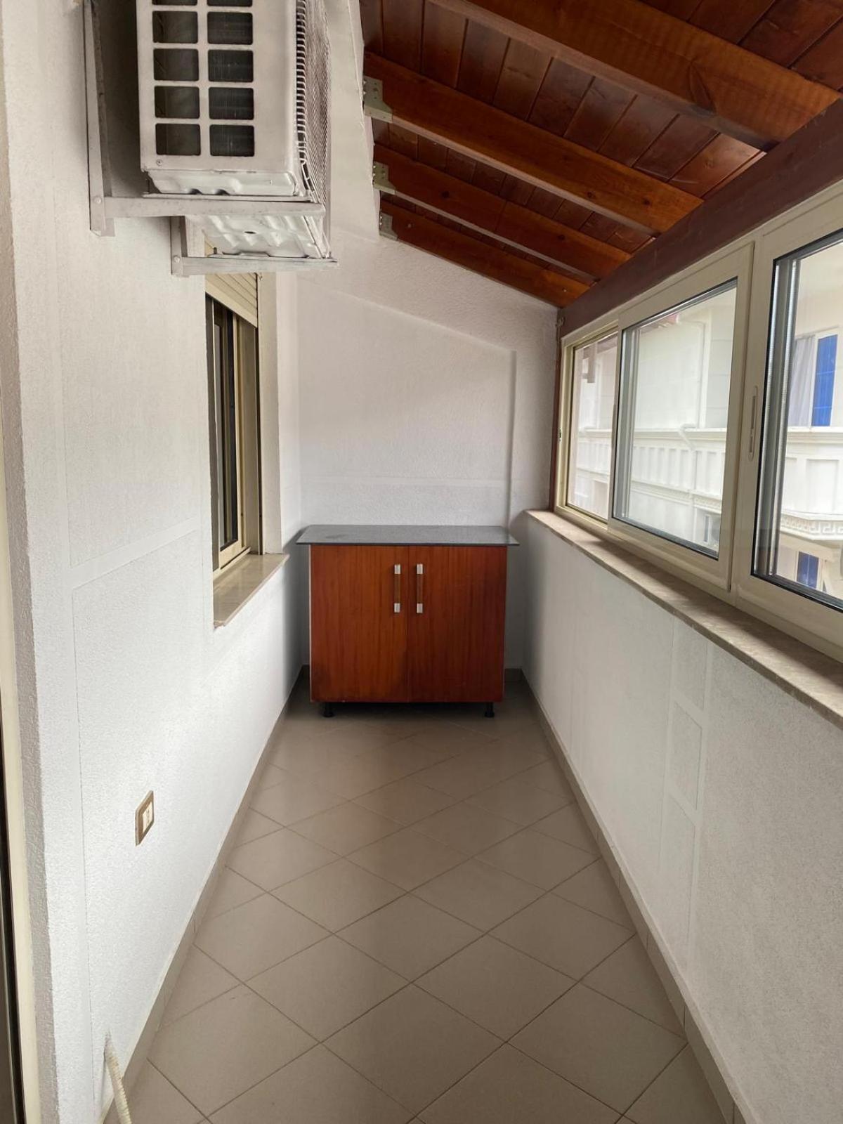 Apartament Gees House