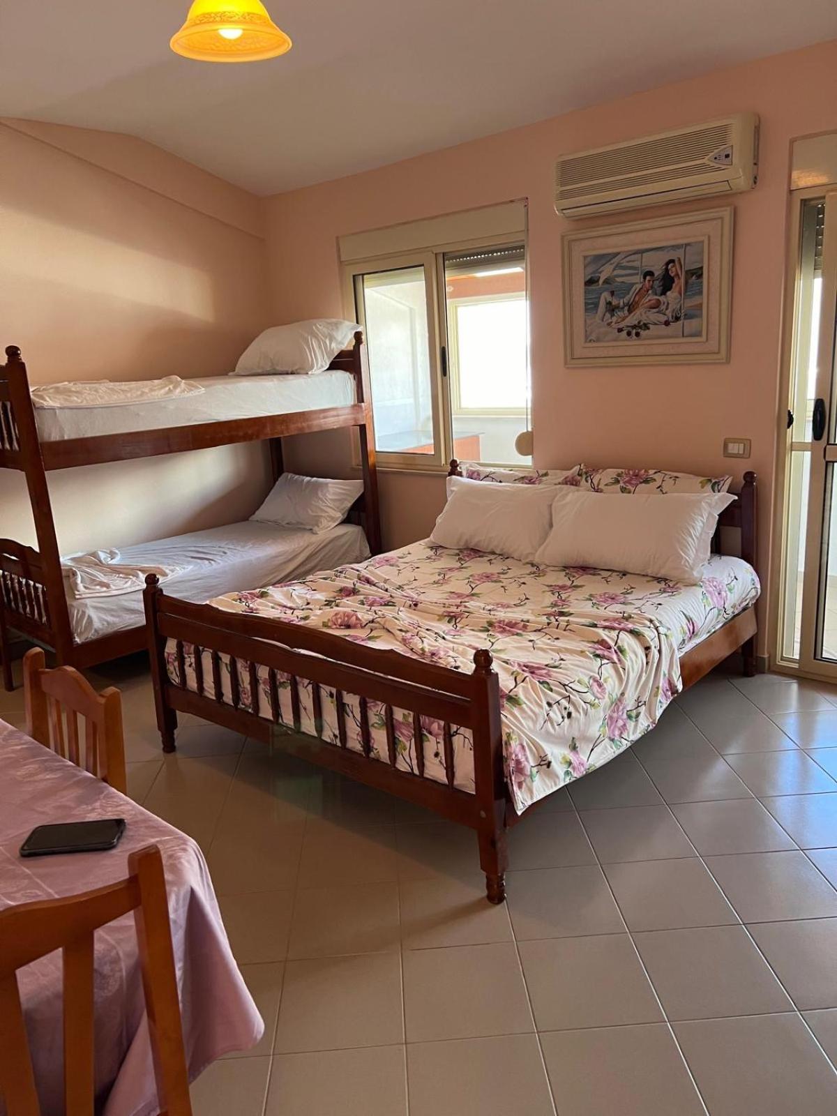 Apartament Gees House