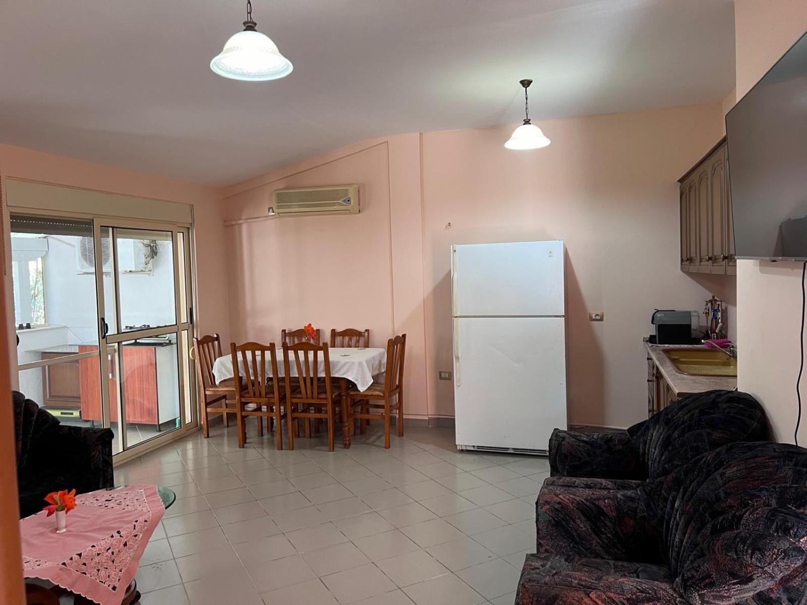 Gees House Apartament Golem (Tirana)